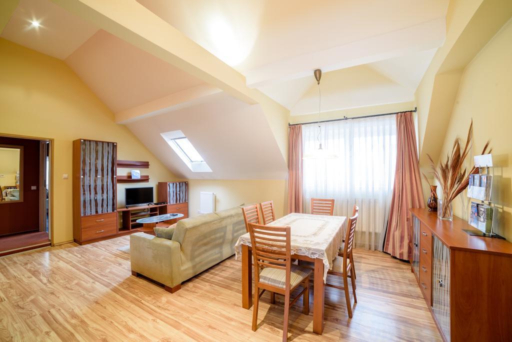 Park Apartment Krasków Εξωτερικό φωτογραφία
